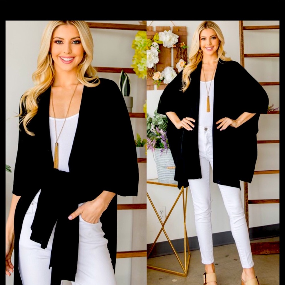 Season🖤Must💙Have black soft sweater jacketw/tie